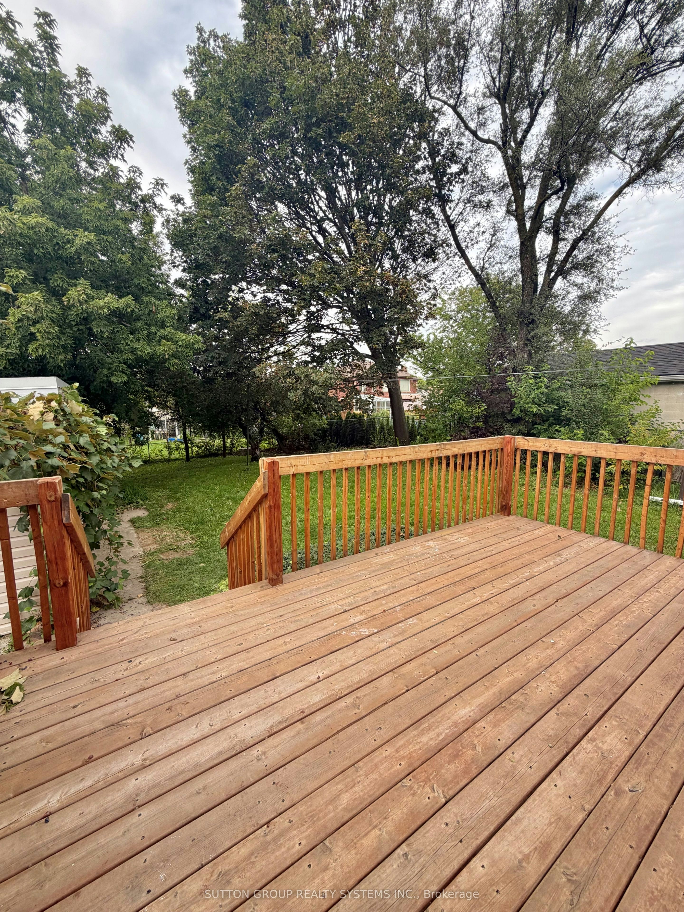 26 Compton Crescent, Toronto, ON, M3M 2C2 - 20