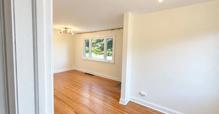 26 Compton Crescent, Toronto, ON, M3M 2C2 - 6