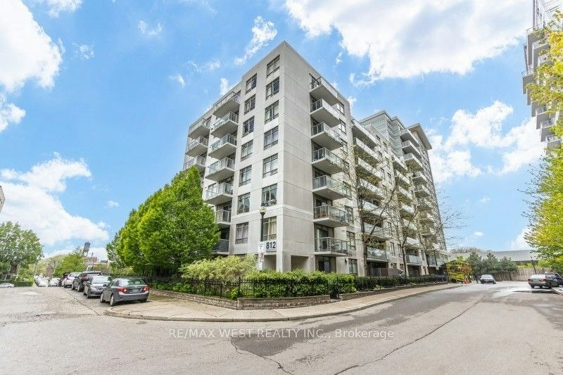 704-812 Lansdowne Avenue, Toronto, ON, M6H 4K5