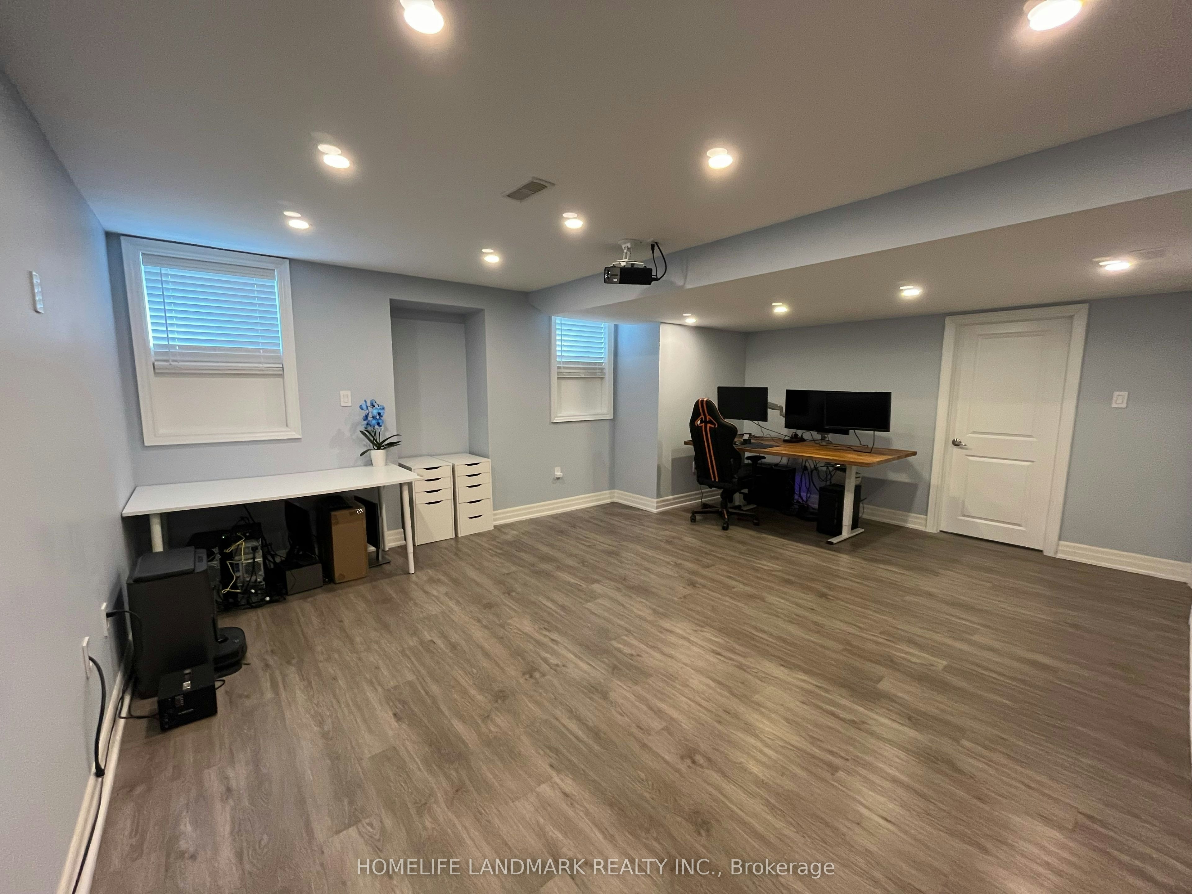 338 Harold Dent Trail, Oakville, ON, L6M 1R3