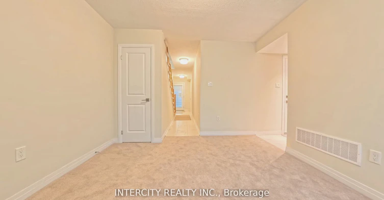 76 Fieldridge Crescent, Brampton, ON, L6R 4G6 - 4