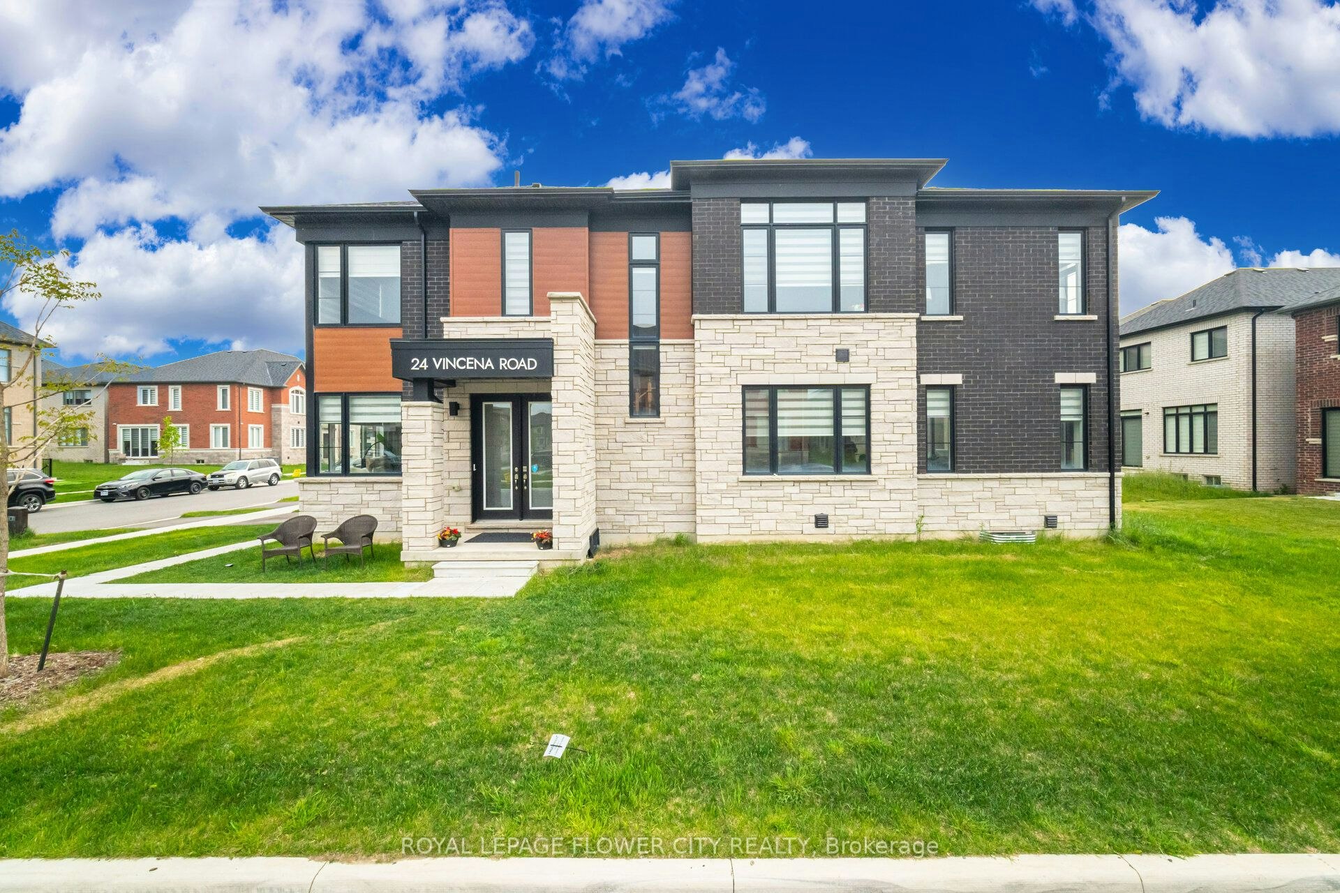 24 Vincena Road, Caledon, ON, L7C 4M3