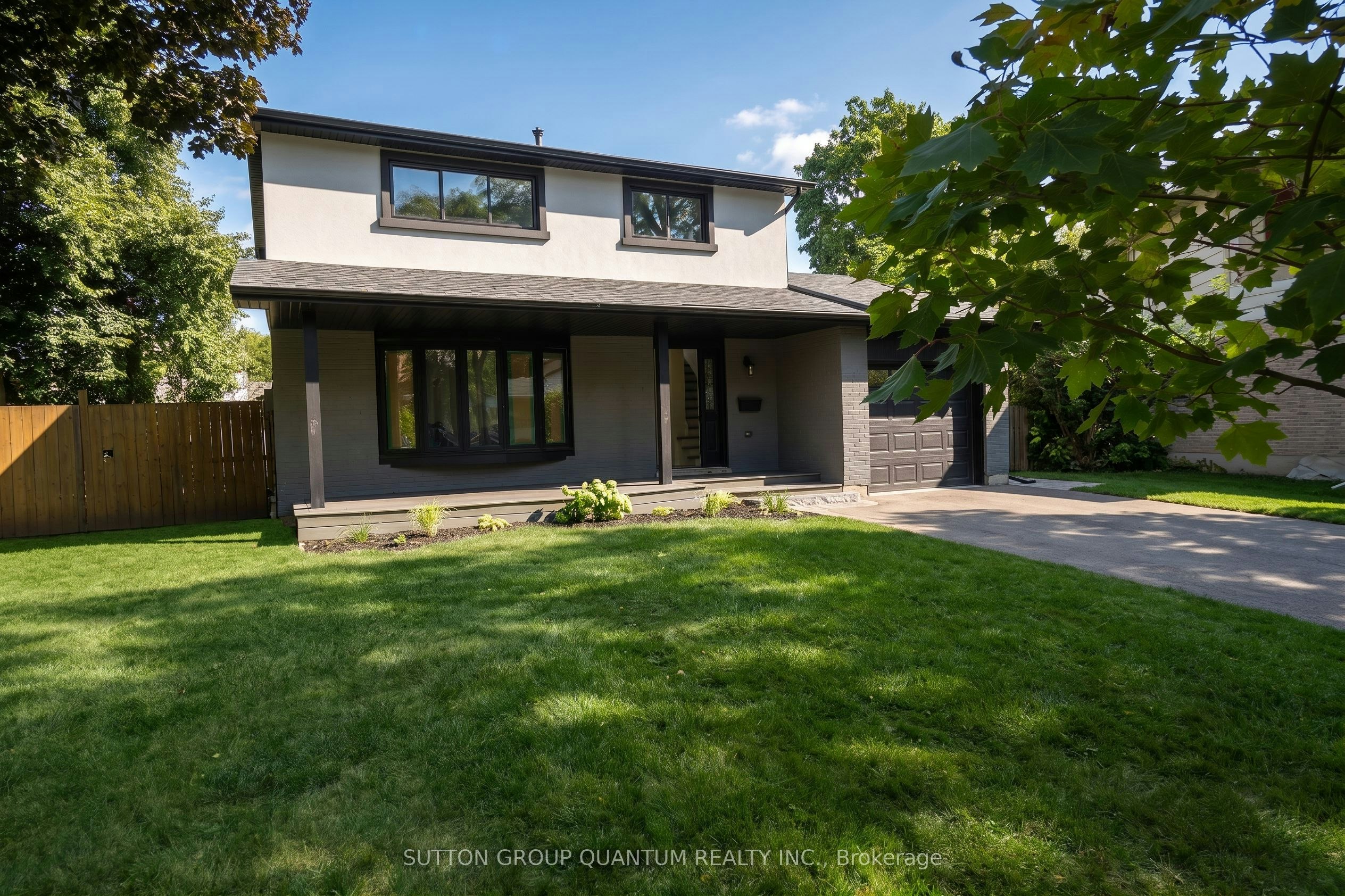 1237 Sycamore Drive, Burlington, ON, L7M 1G8