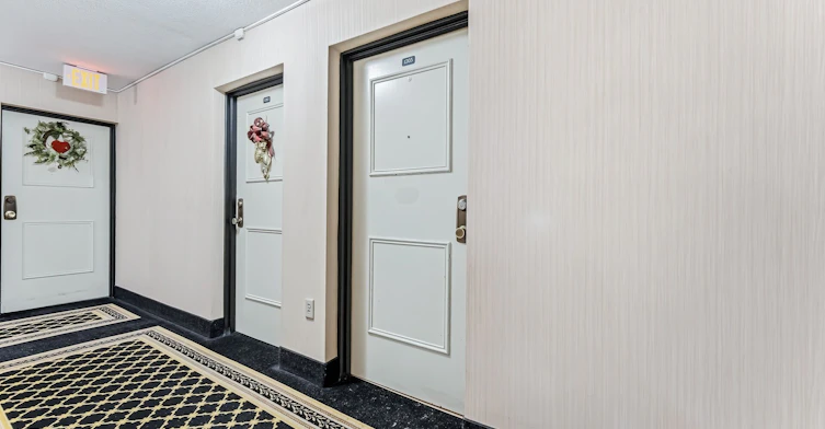 1203-2263 Marine Drive, Oakville, ON, L6L 5K1 - 5