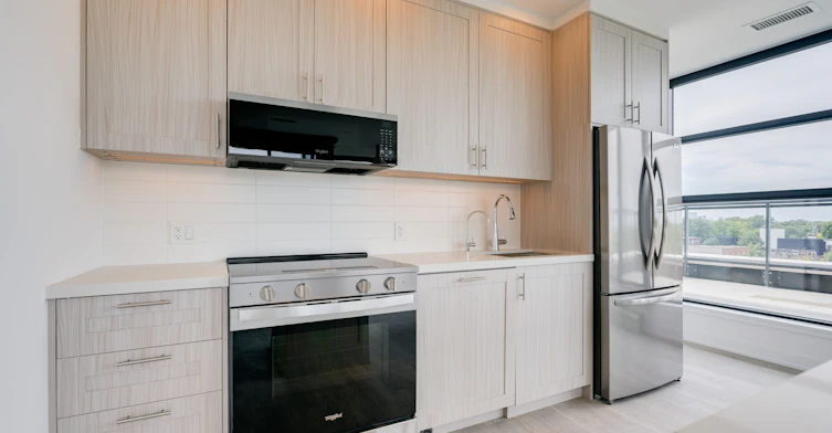 618-2946 Dundas Street W, Toronto, ON, M6P 1Y8 - 15
