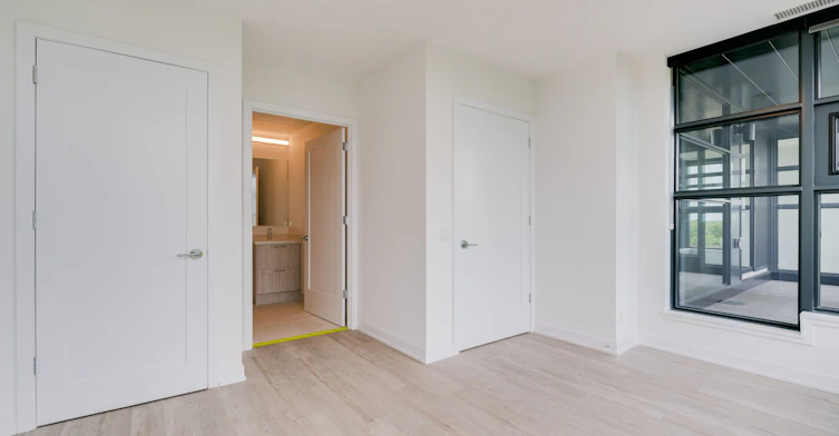 618-2946 Dundas Street W, Toronto, ON, M6P 1Y8 - 11