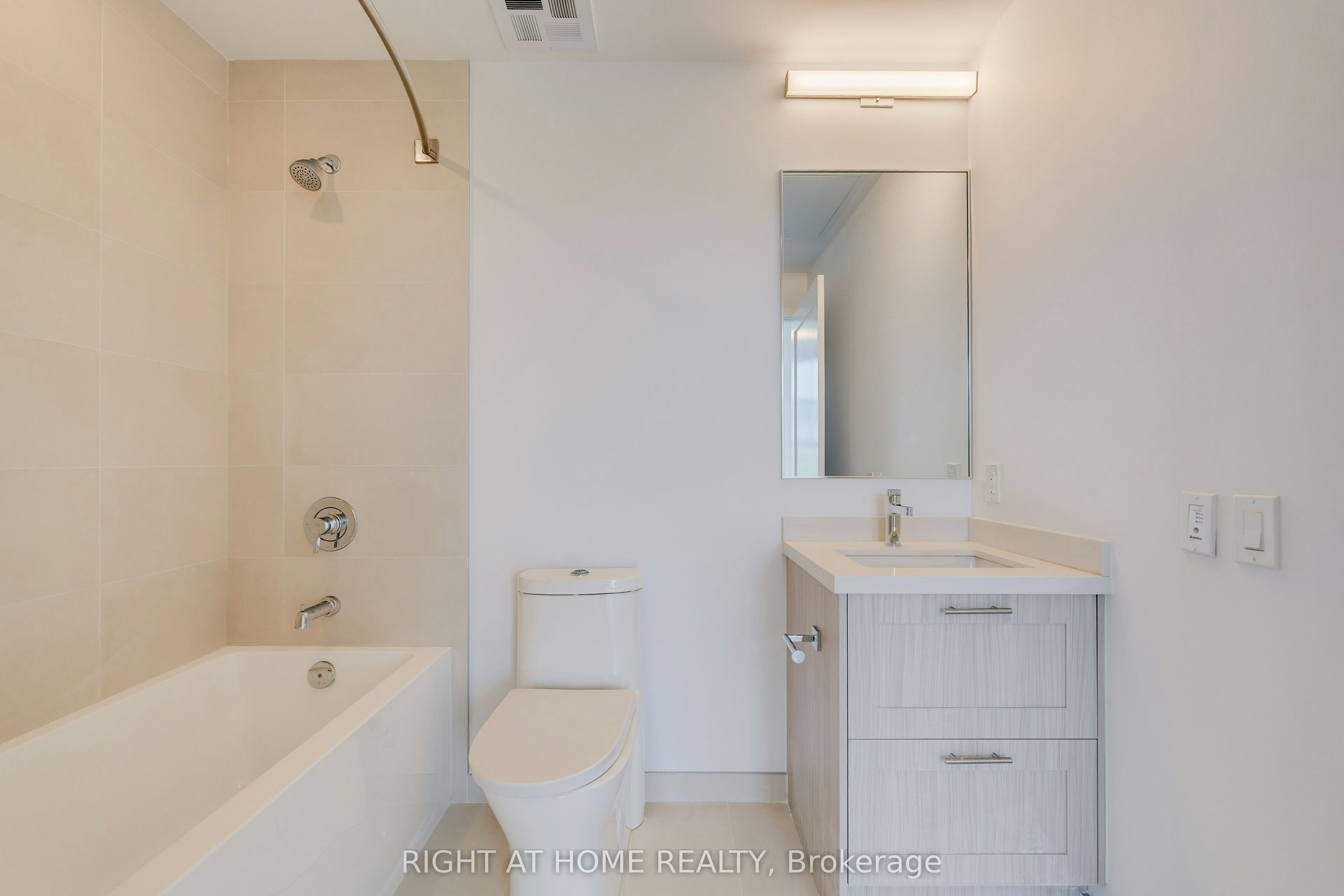 618-2946 Dundas Street W, Toronto, ON, M6P 1Y8 - 12