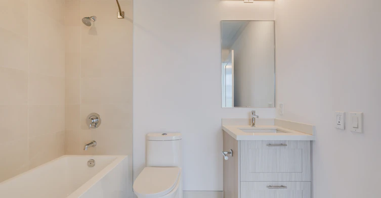 618-2946 Dundas Street W, Toronto, ON, M6P 1Y8 - 12