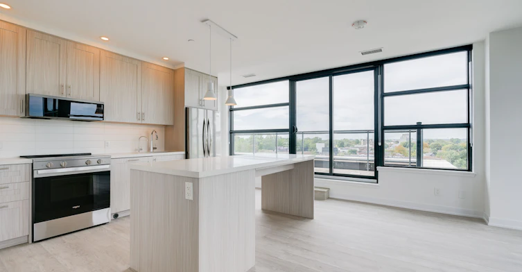 618-2946 Dundas Street W, Toronto, ON, M6P 1Y8 - 13