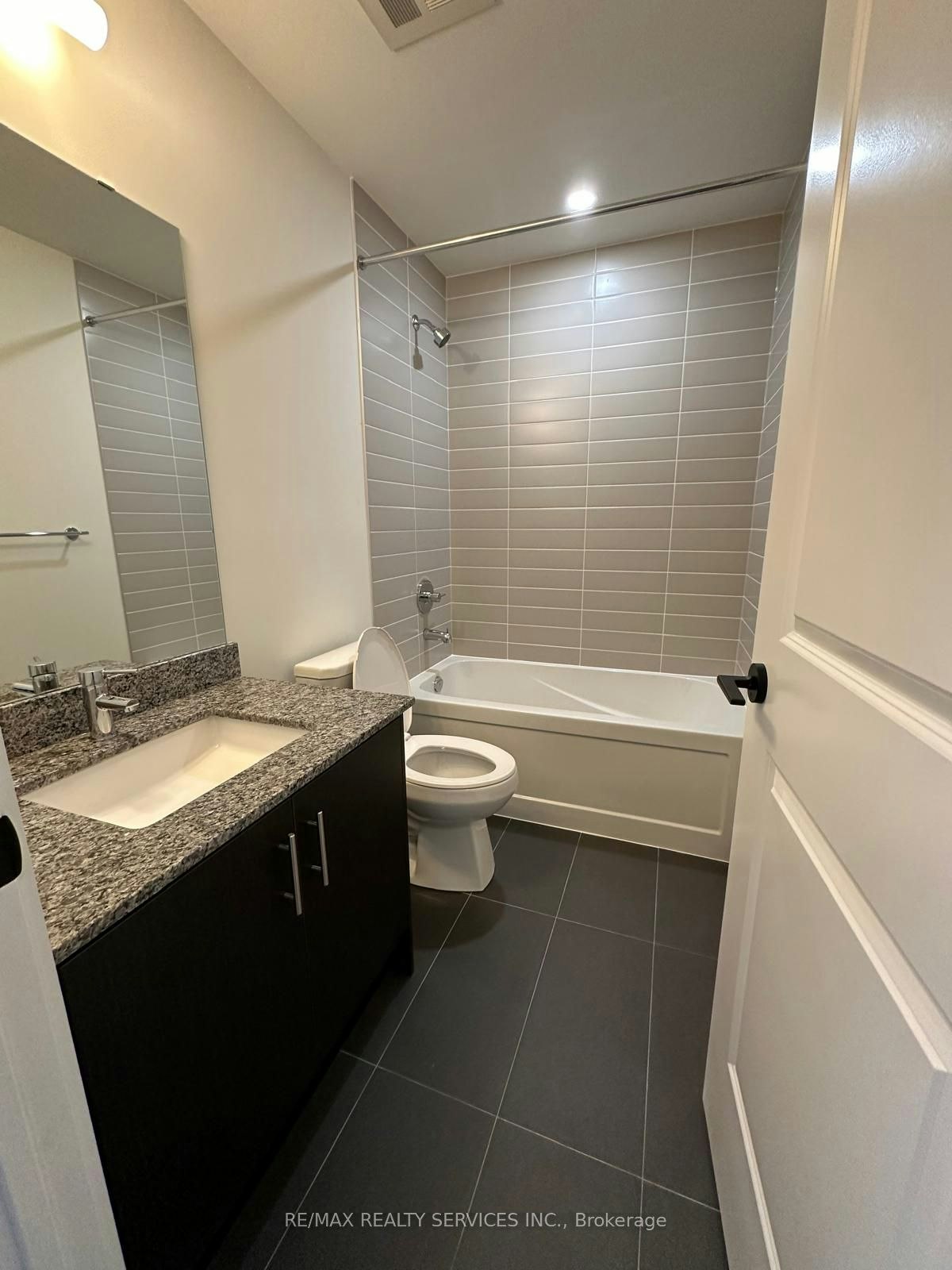 1804-335 Wheat Boom Drive, Oakville, ON, L6H 0R3 - 14