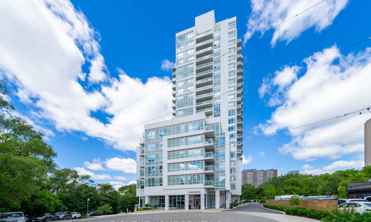 807-10 Wilby Crescent