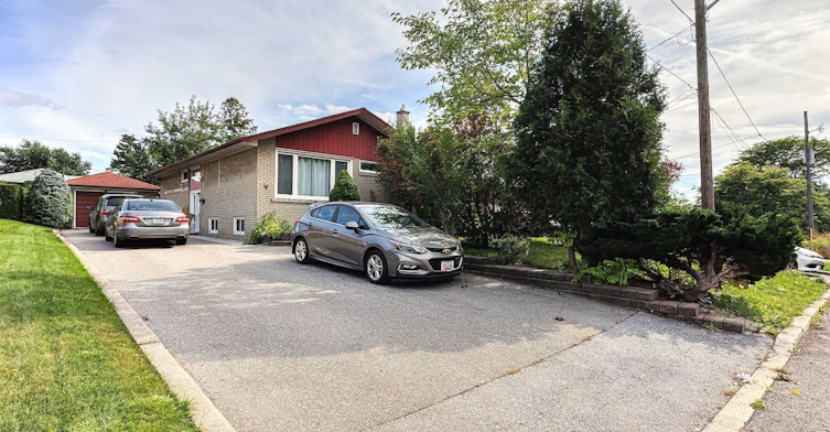 Lower Level-31 Valencia Crescent, Toronto, ON, M6L 1M3