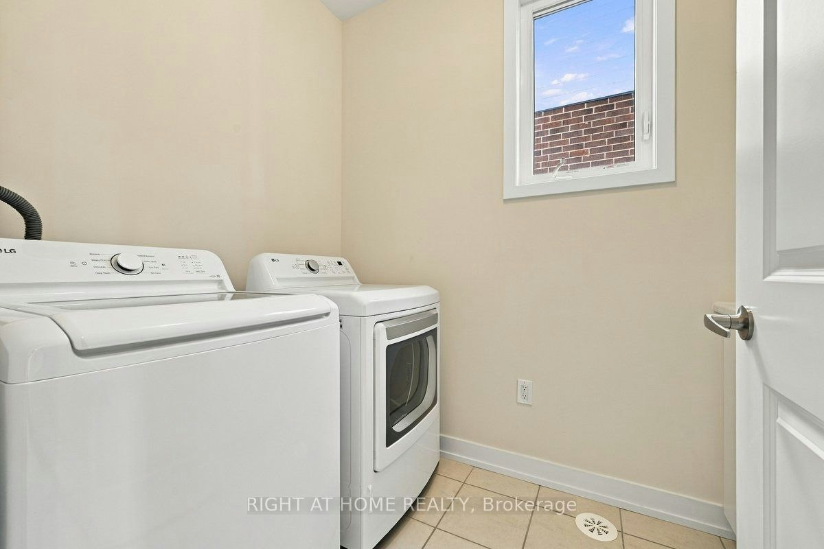 3081 Welsman Garden, Oakville, ON, L6H 7Z1 - 25