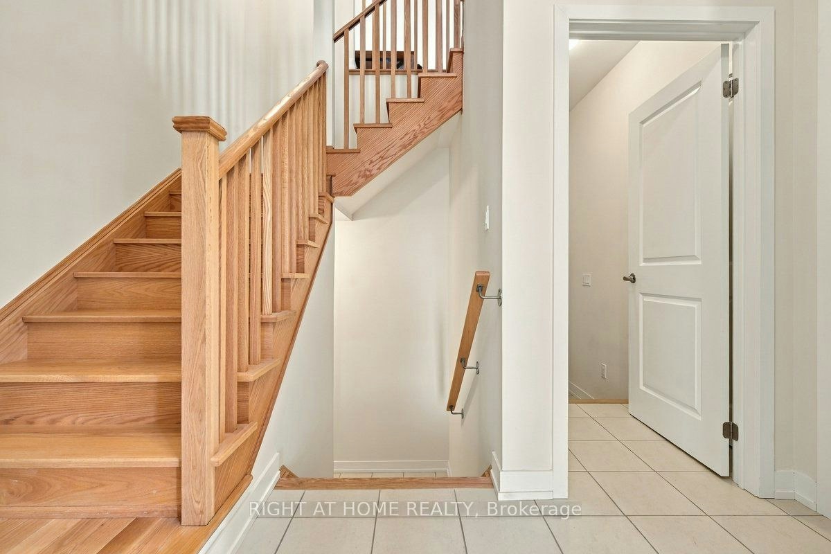 3081 Welsman Garden, Oakville, ON, L6H 7Z1 - 6