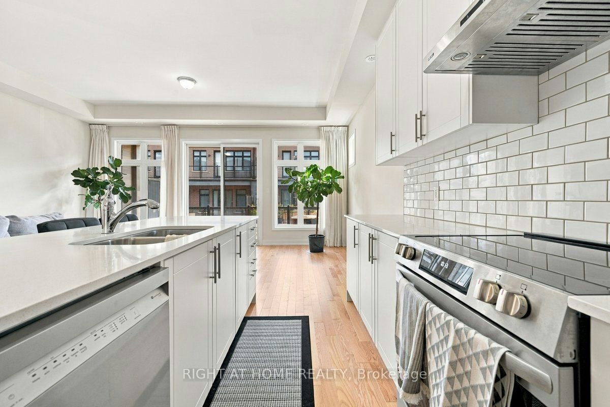 3081 Welsman Garden, Oakville, ON, L6H 7Z1 - 8