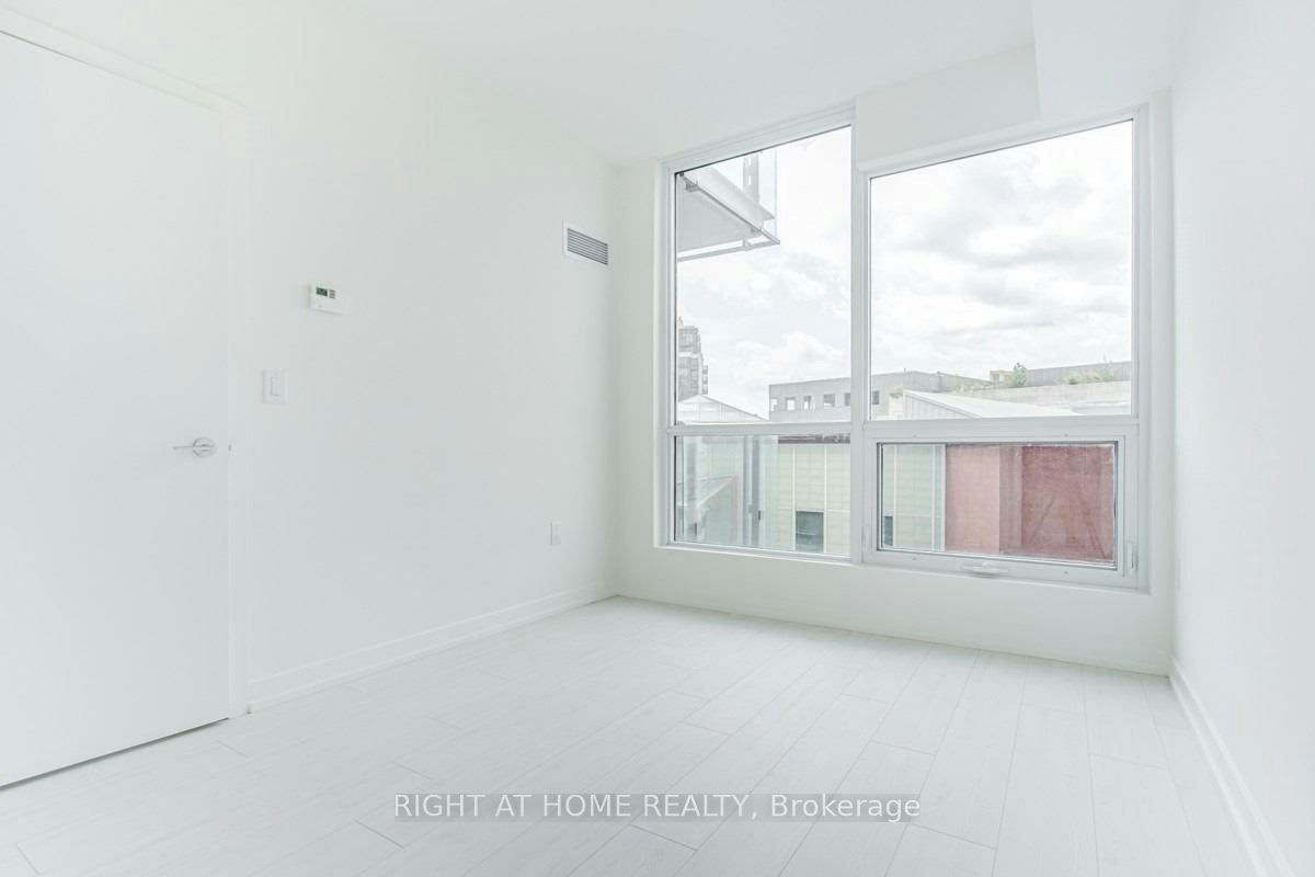 403-10 De Boers Drive, Toronto, ON, M3J 0L6 - 12