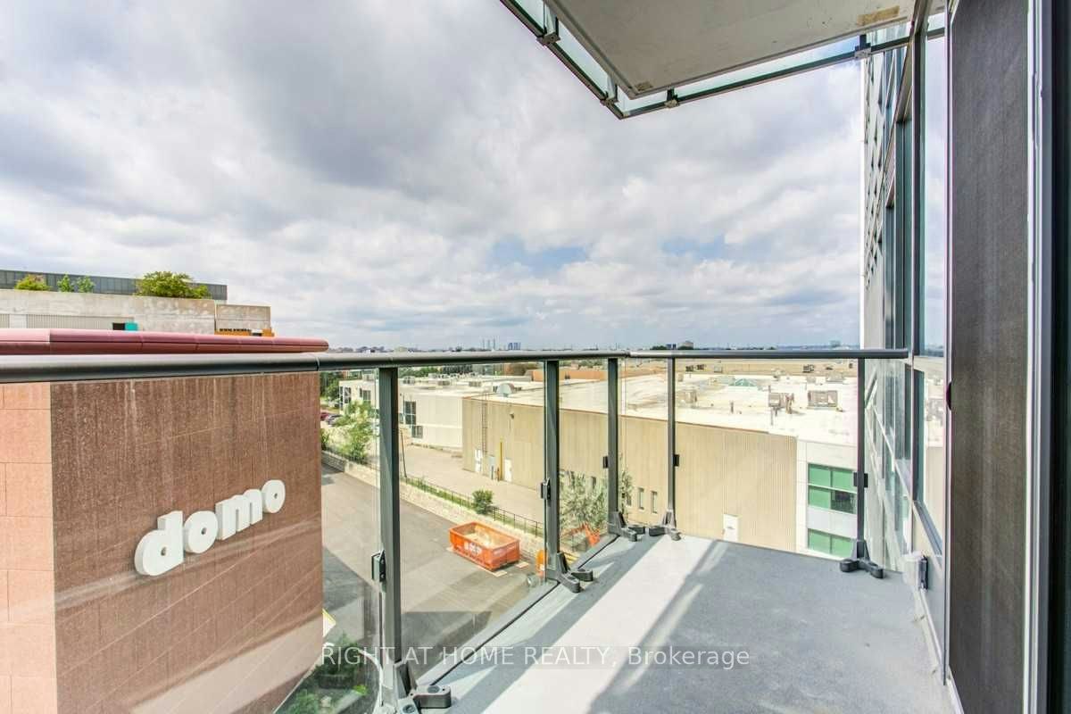 403-10 De Boers Drive, Toronto, ON, M3J 0L6 - 14