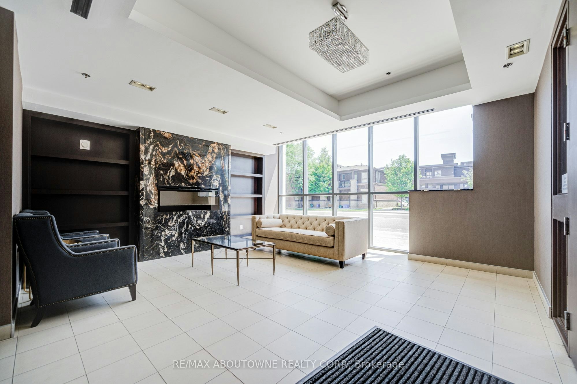 611-5001 Corporate Drive, Burlington, ON, L7L 0H5 - 3