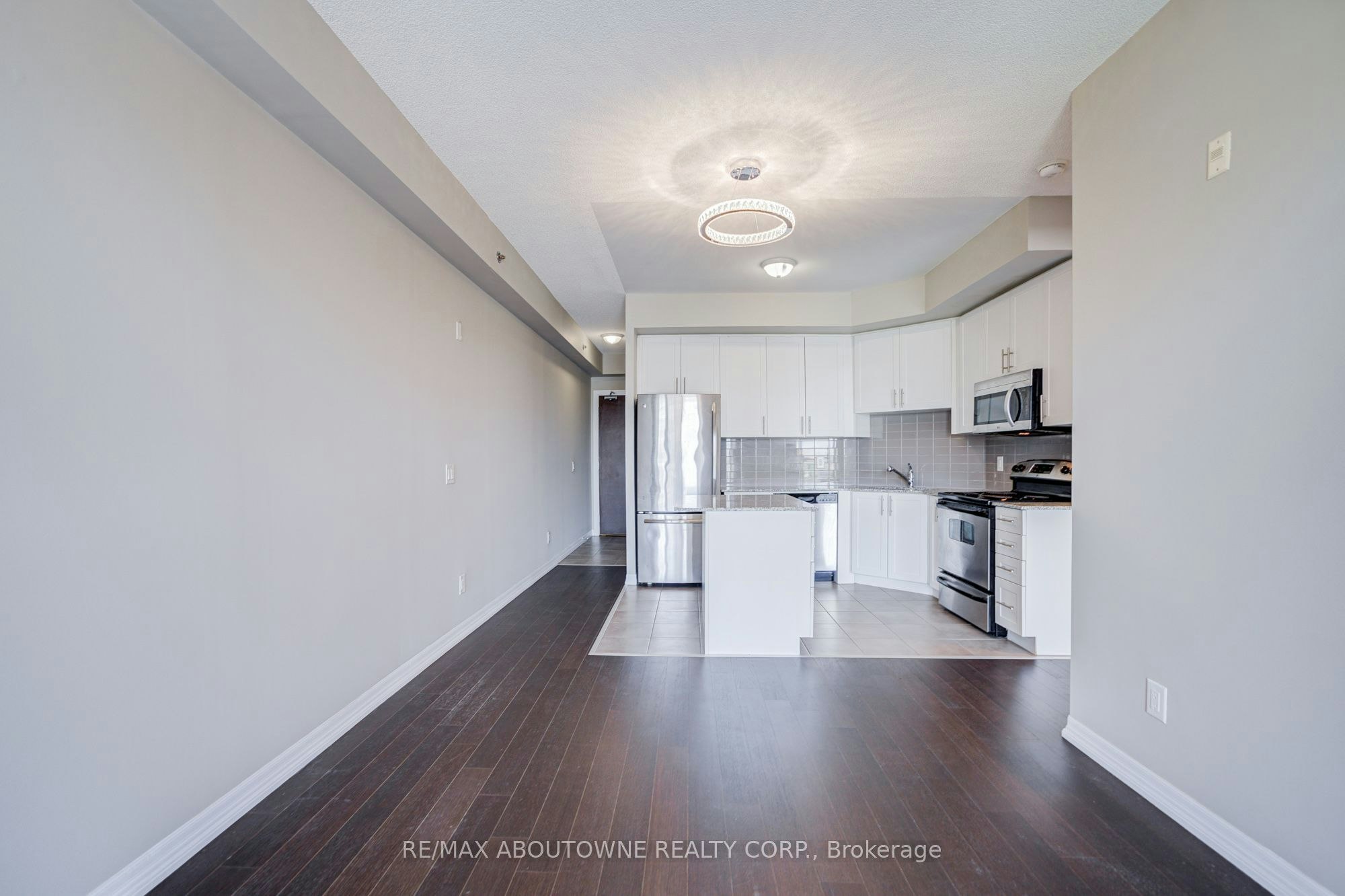 611-5001 Corporate Drive, Burlington, ON, L7L 0H5 - 8