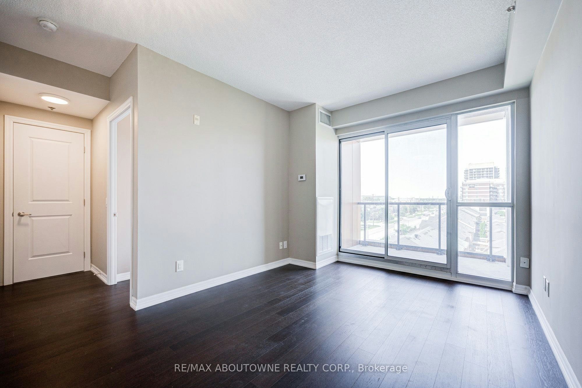 611-5001 Corporate Drive, Burlington, ON, L7L 0H5 - 7