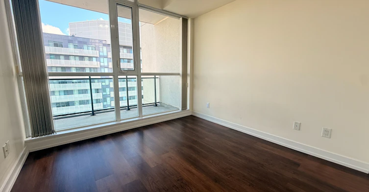 4101-4070 Confederation Parkway, Mississauga, ON, L5B 0E9 - 11