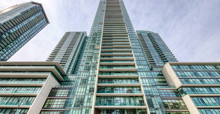 4101-4070 Confederation Parkway, Mississauga, ON, L5B 0E9 - 2
