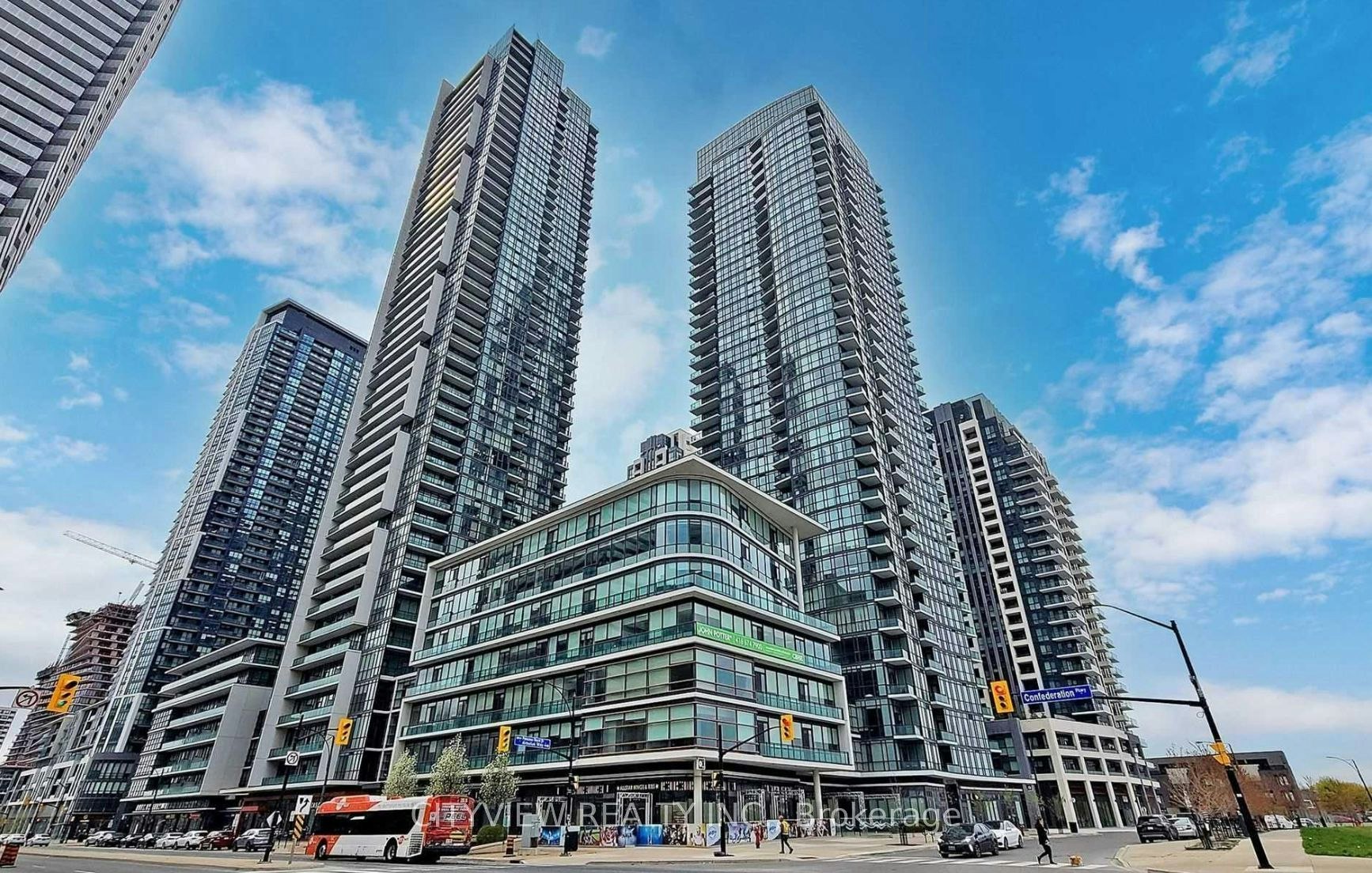 4101-4070 Confederation Parkway, Mississauga, ON, L5B 0E9