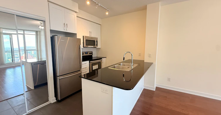 4101-4070 Confederation Parkway, Mississauga, ON, L5B 0E9 - 7