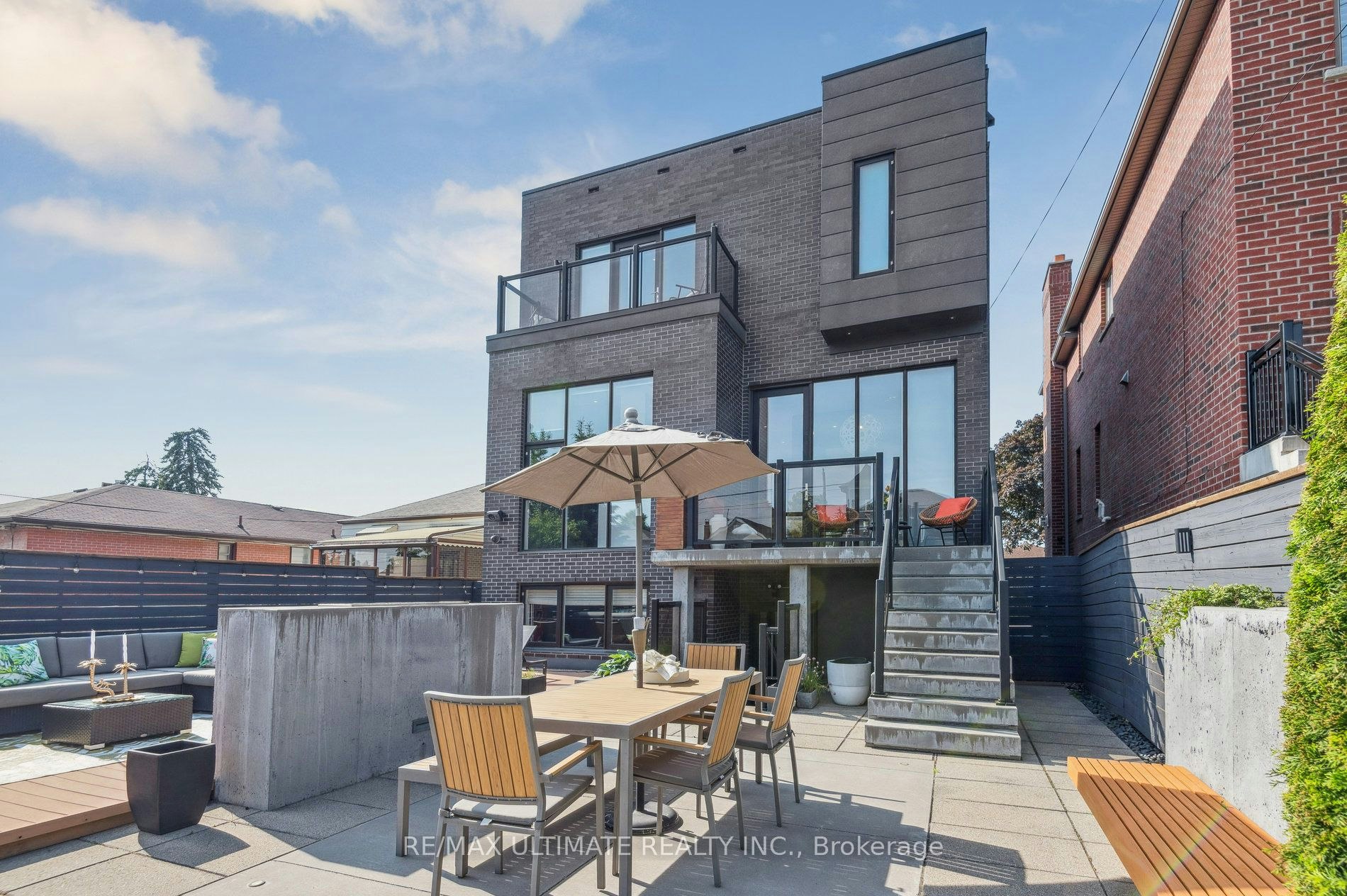 1139 Glengrove Avenue W, Toronto, ON, M6B 2K5 - 42
