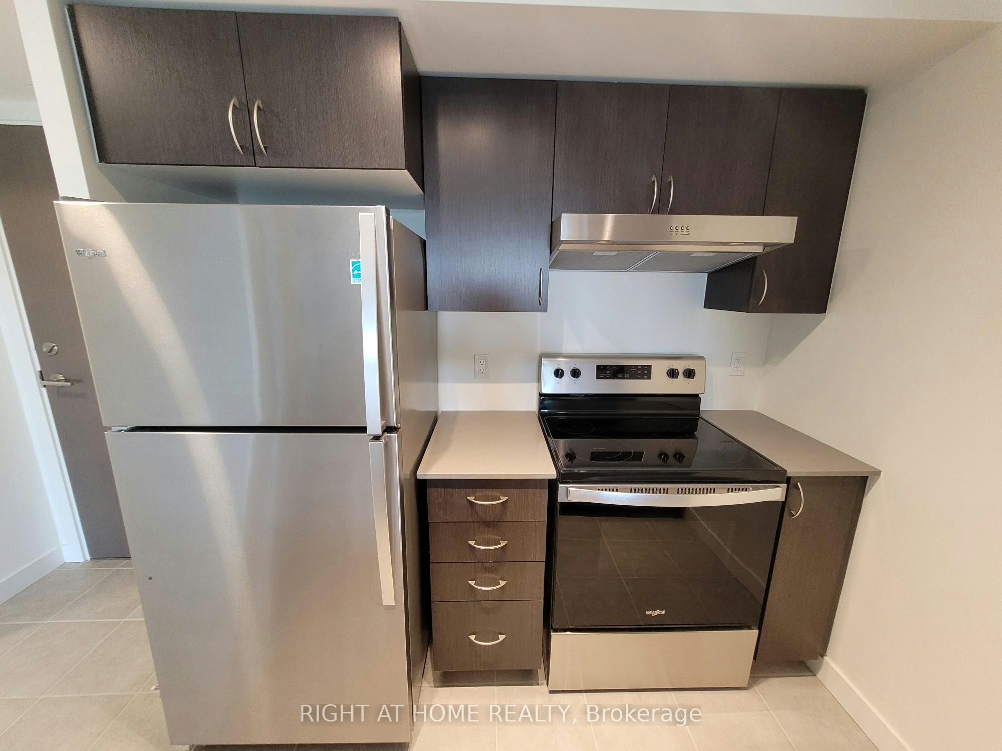 311-10 Wilby Crescent, Toronto, ON, M9N 0B6 - 10