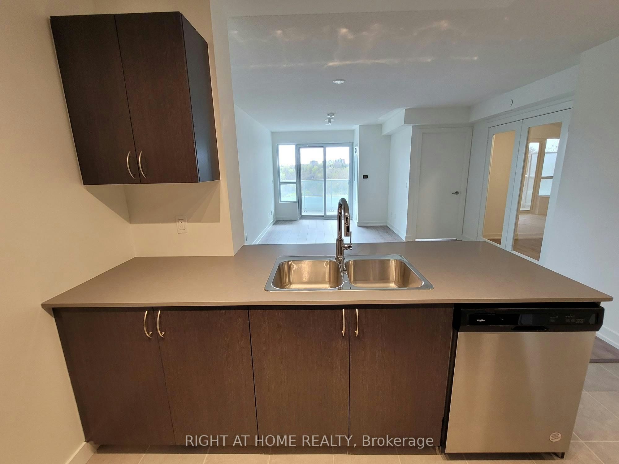 311-10 Wilby Crescent, Toronto, ON, M9N 0B6 - 7