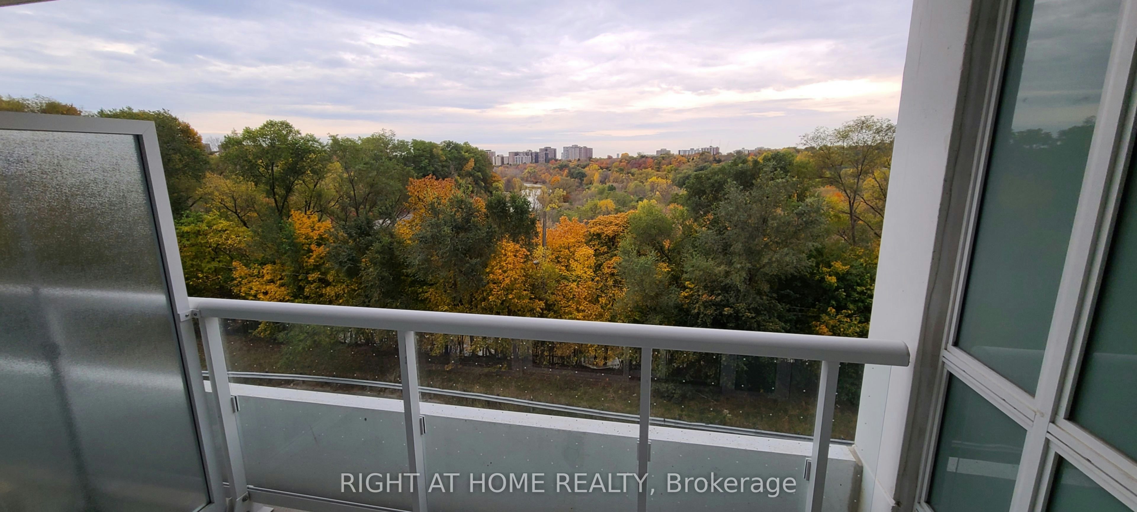 311-10 Wilby Crescent, Toronto, ON, M9N 0B6 - 3