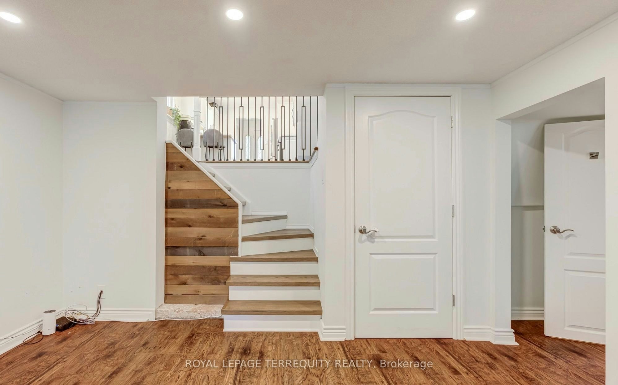 2474 Yarmouth Crescent, Oakville, ON, L6L 2M8 - 15
