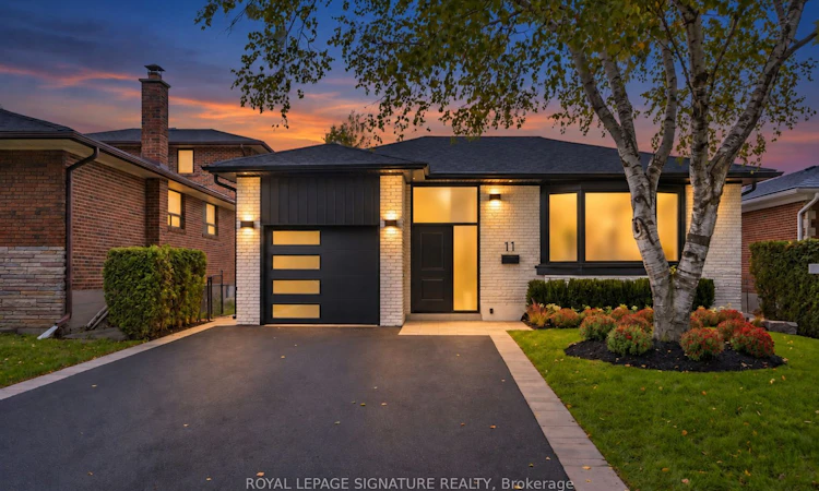 11 Brook Tree Crescent