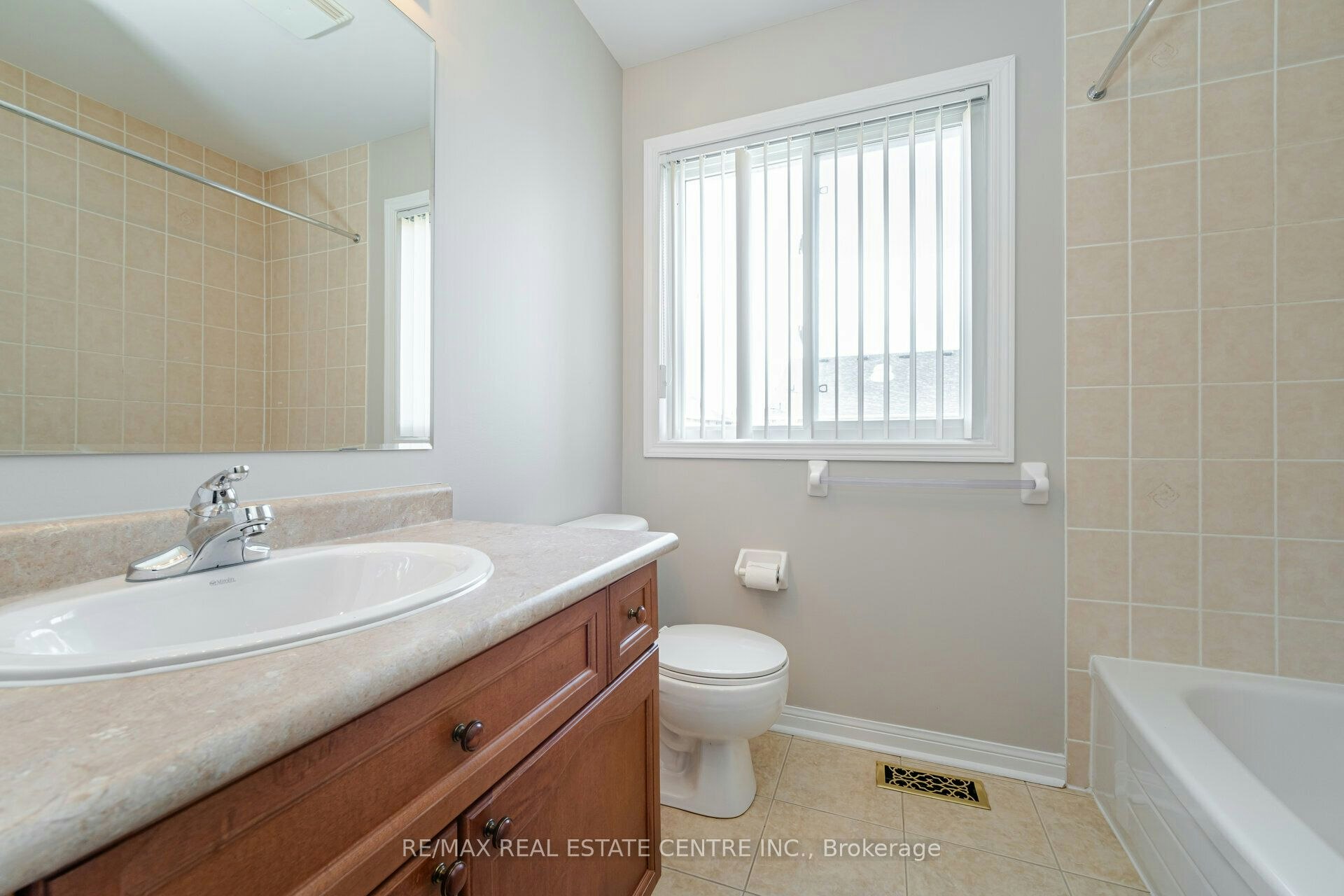 Upper-15 Mendoza Drive, Brampton, ON, L7A 3M3 - 31