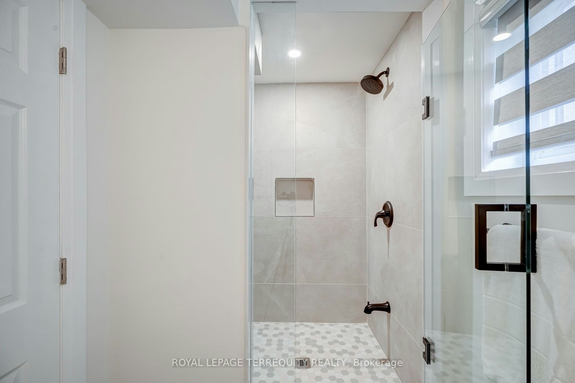 1280 Hart Crescent, Oakville, ON, L6H 2M5 - 23