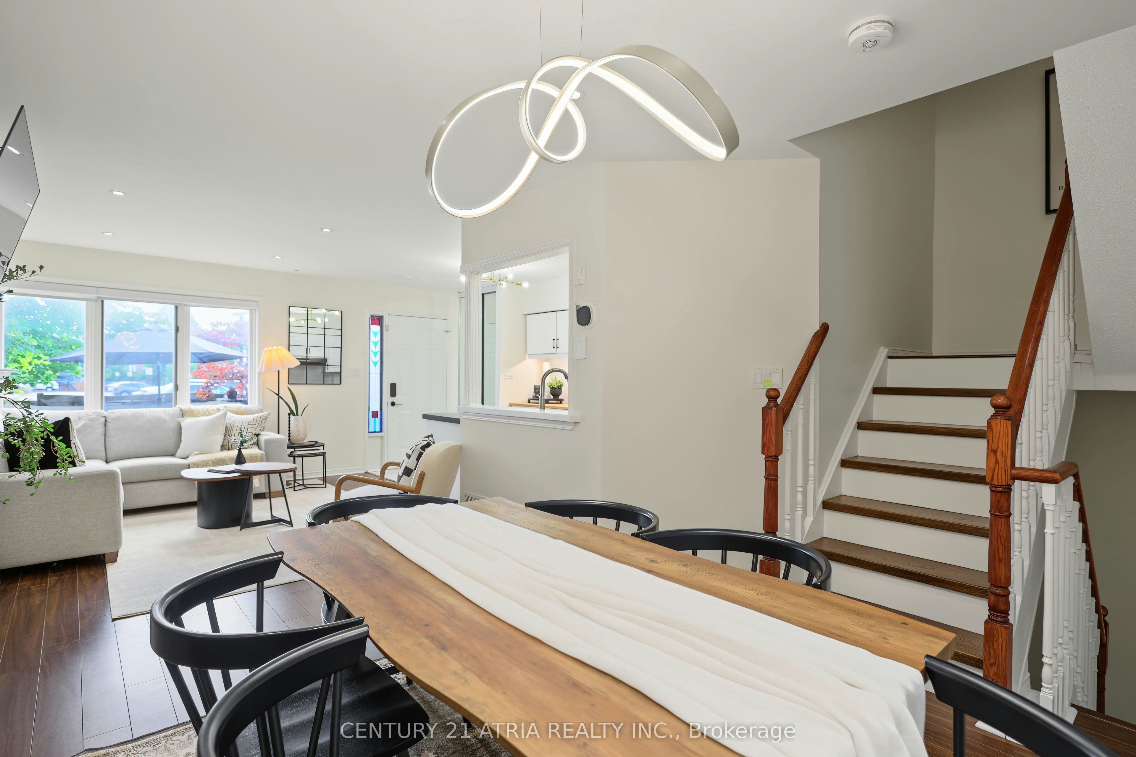 5-1241 Parkwest Place, Mississauga, ON, L5E 3J3