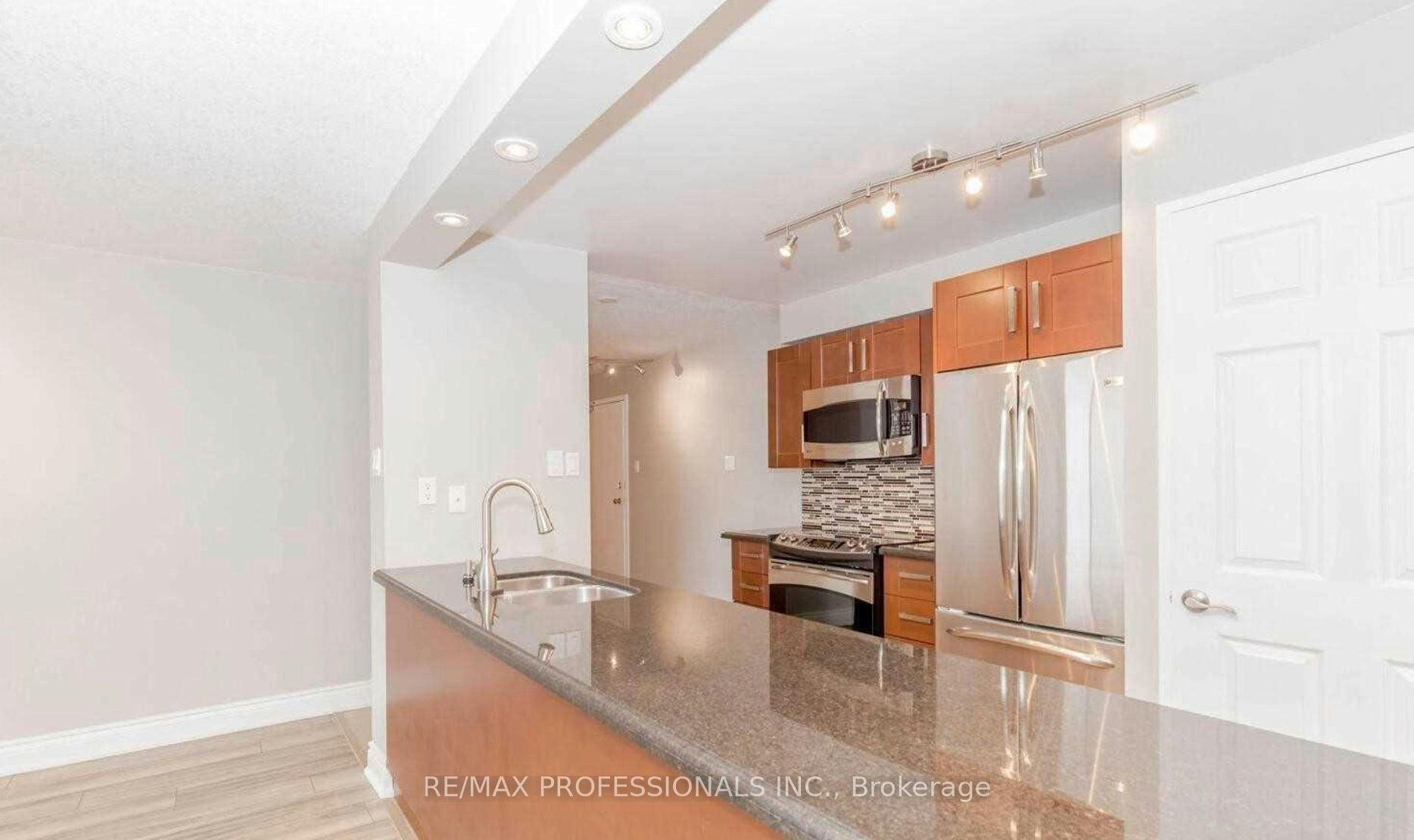 1606-4205 Shipp Drive, Mississauga, ON, L4Z 2Y9 - 3