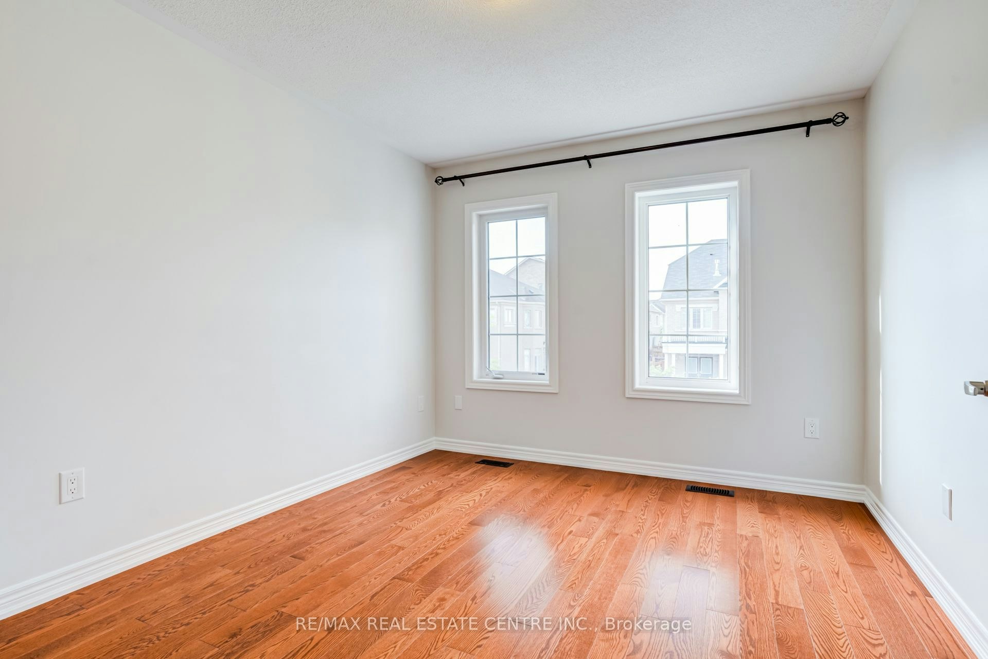 464 George Ryan Avenue, Oakville, ON, L6H 7H5 - 35