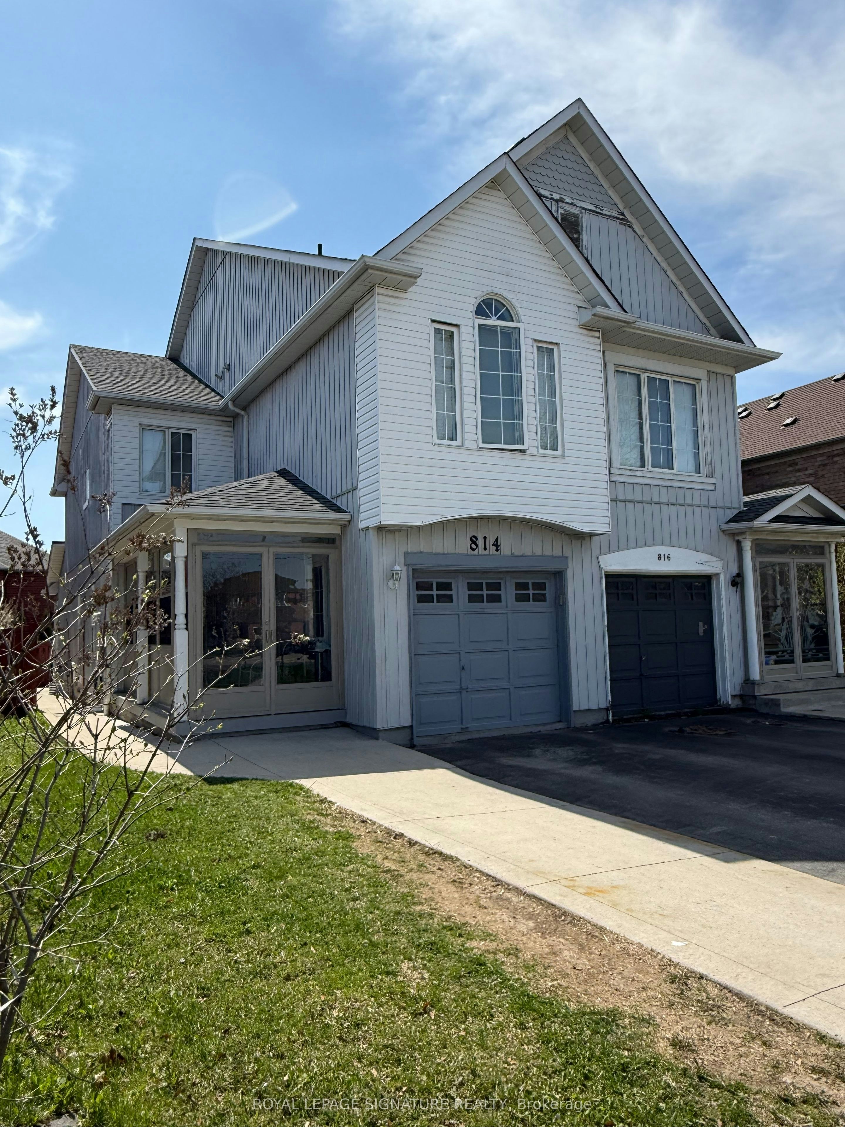 814 Golden Farmer Way, Mississauga, ON, L5W 1A7