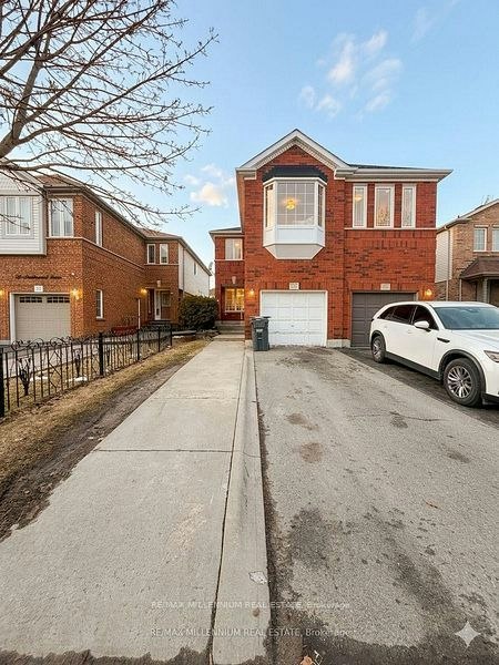 29 Needlewood Avenue, Brampton, ON, L6R 2N3