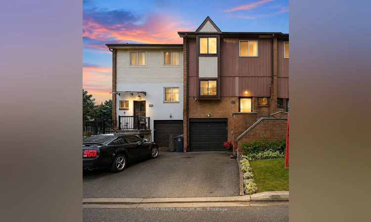 68-68 Baronwood Court