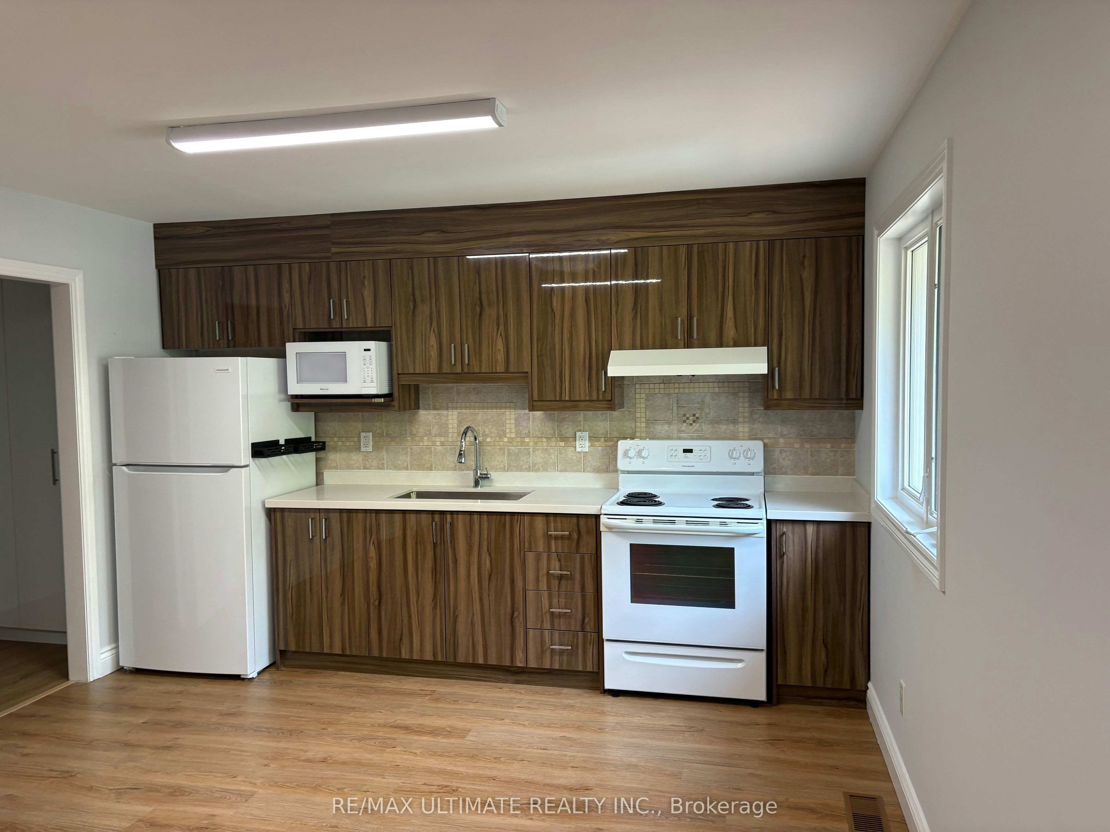 2nd - Back-80 Cameron Avenue, Toronto, ON, M6M 1R3 - 3