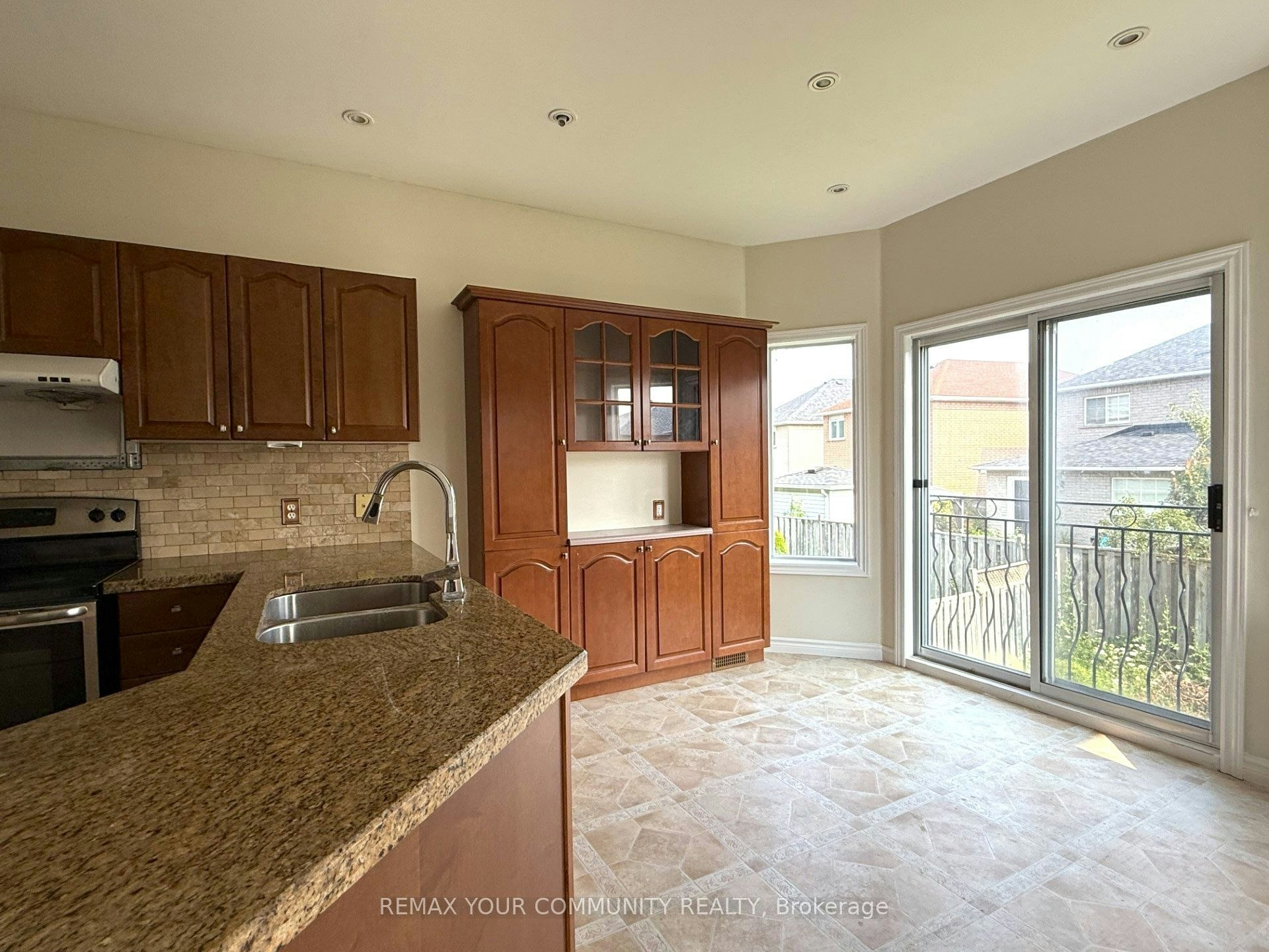 9-530 Driftcurrent Drive, Mississauga, ON, L4Z 4G2 - 6