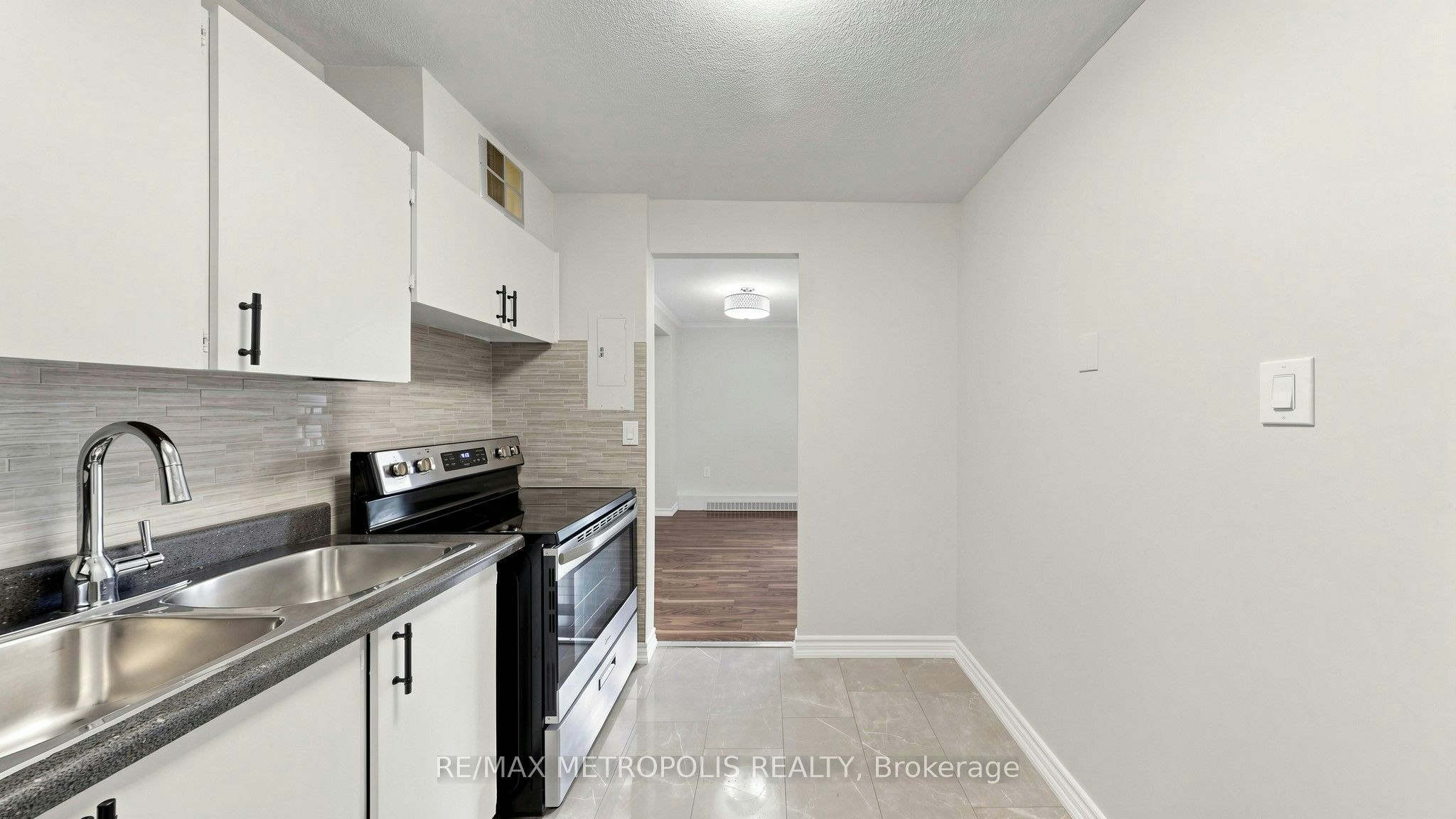 310-1100 Caven Street, Mississauga, ON, L5G 4N3 - 25