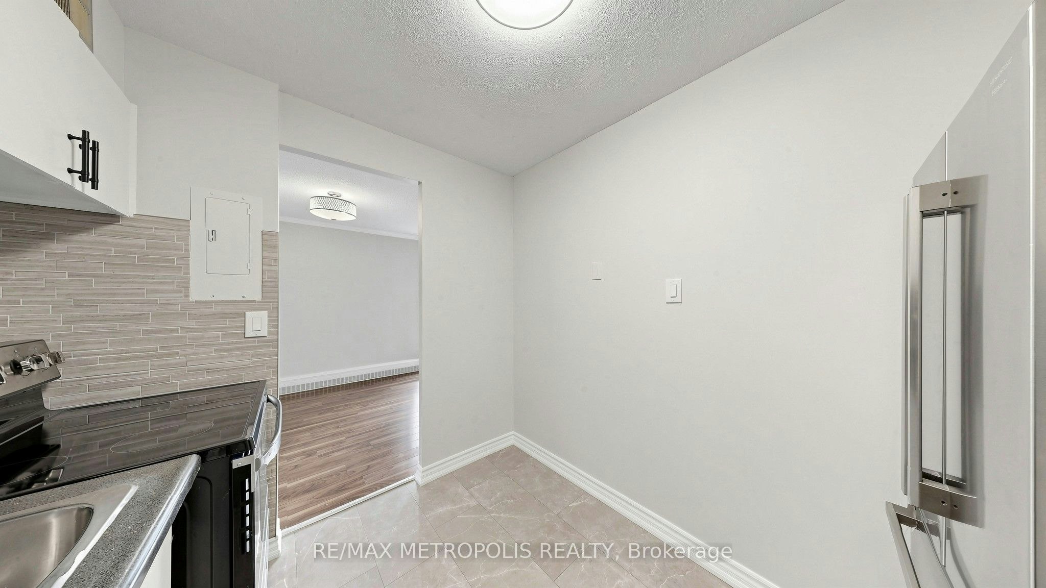 310-1100 Caven Street, Mississauga, ON, L5G 4N3 - 26