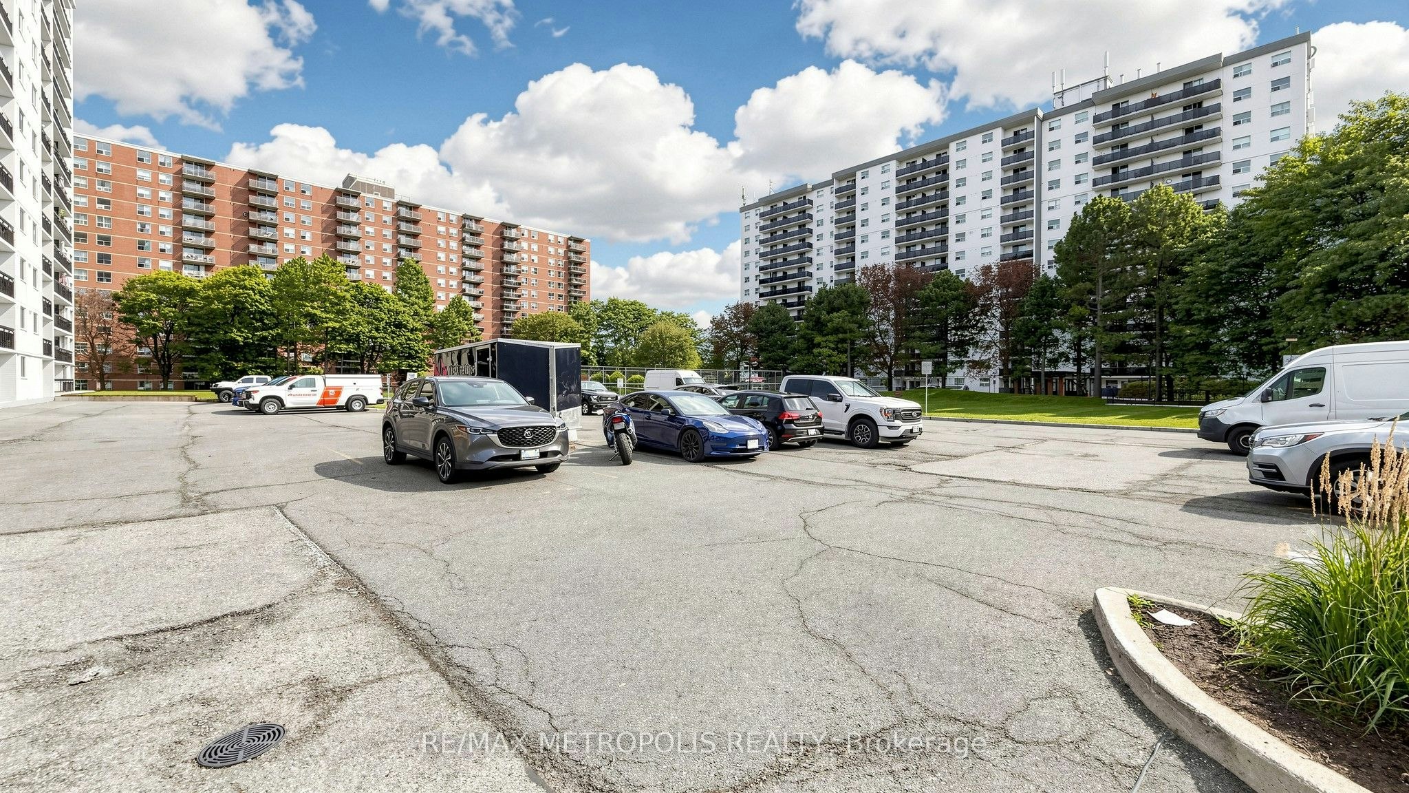 310-1100 Caven Street, Mississauga, ON, L5G 4N3 - 5