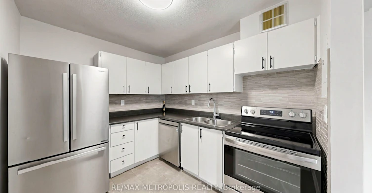 310-1100 Caven Street, Mississauga, ON, L5G 4N3 - 24