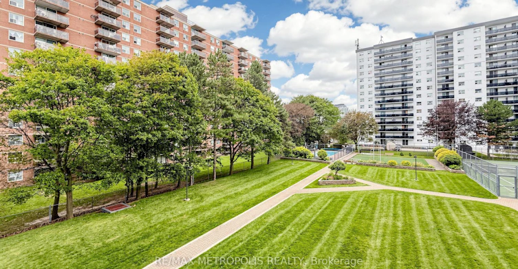 310-1100 Caven Street, Mississauga, ON, L5G 4N3 - 46