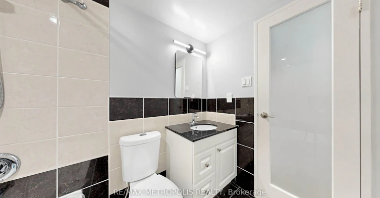 310-1100 Caven Street, Mississauga, ON, L5G 4N3 - 38